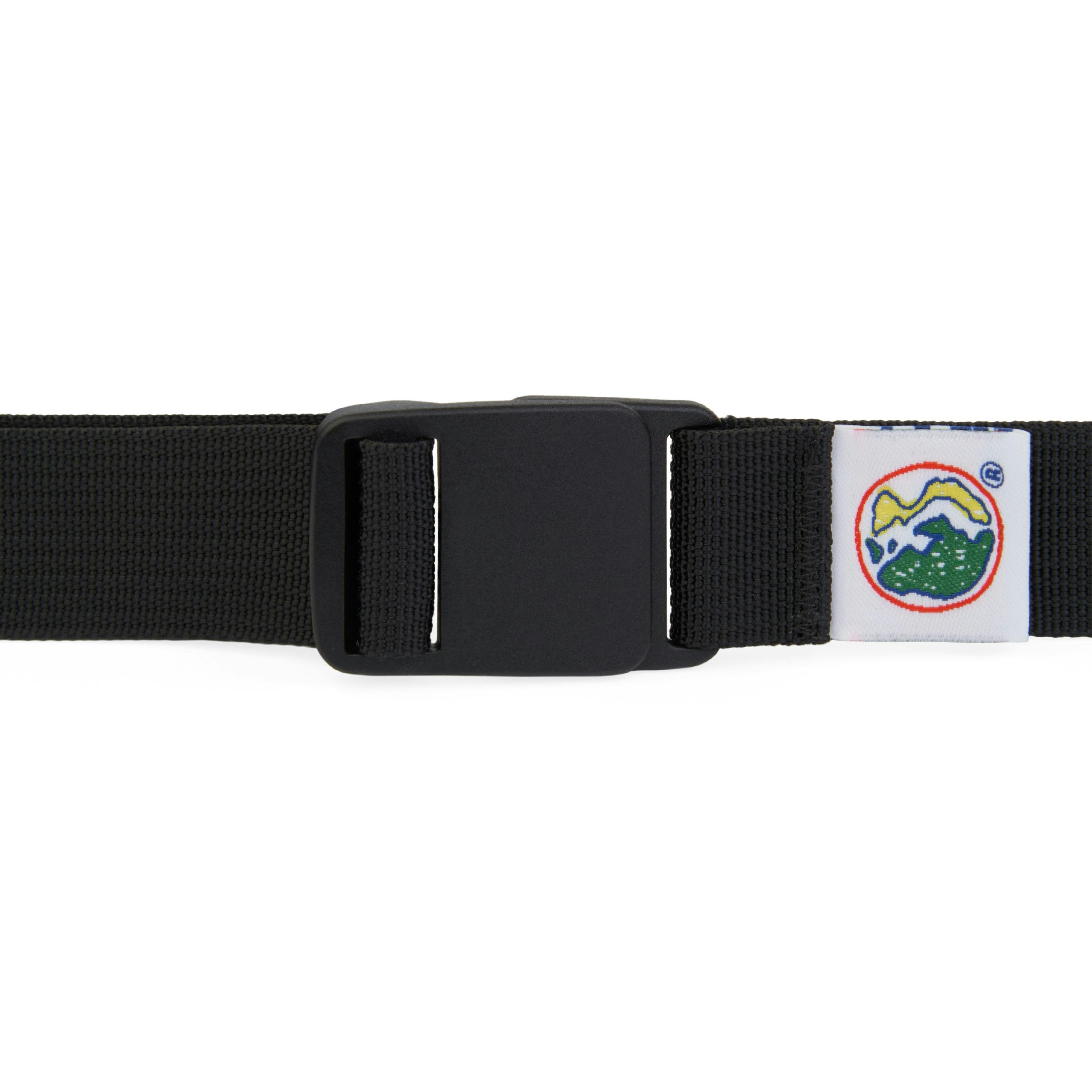 a black tech belt = 2 of 4